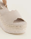 cuña-alta-beige-con-hebilla-1