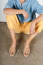 alpargata-plana-de-mujer-en-color-camel-1
