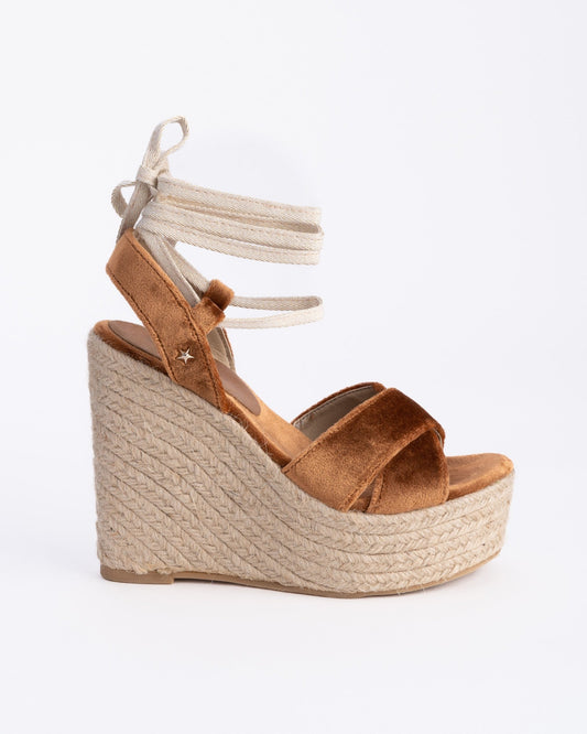 Goyas Velvet Caldera