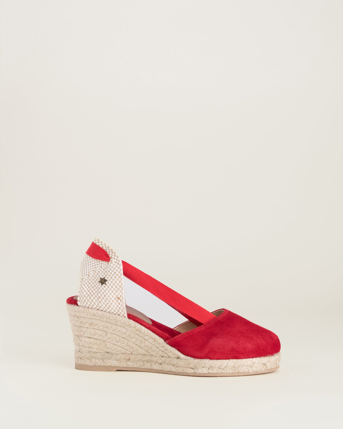 Cuña alta color rojo para mujer